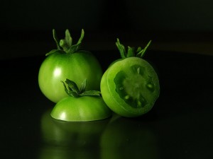 green_tomato_slice